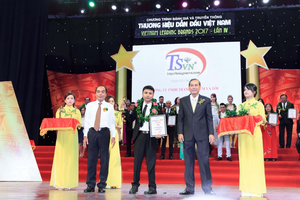 CHẾ TÁC TRANG SỨC 3D